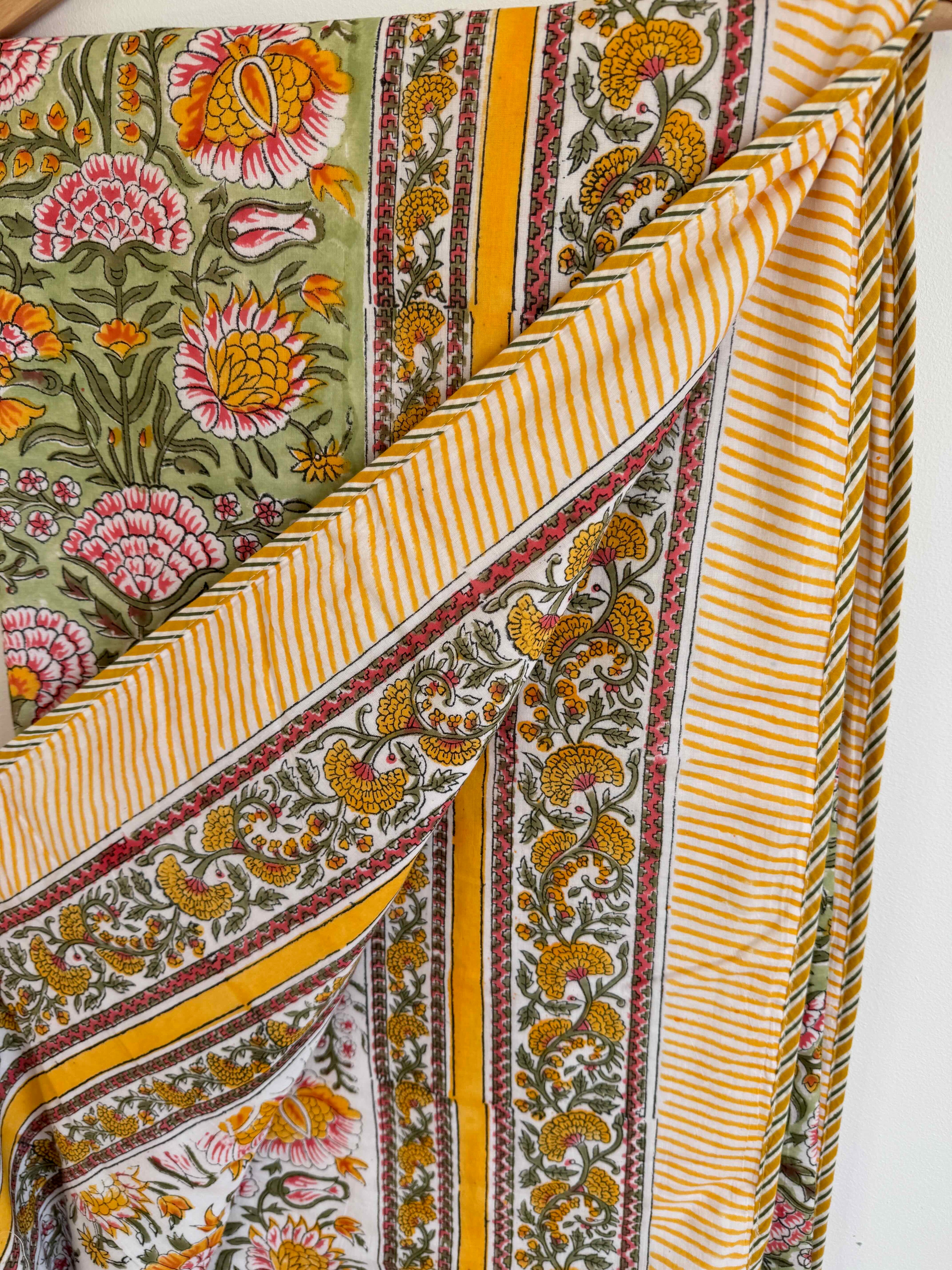 Amber Garden Cotton Quilt - 170 x 220cm