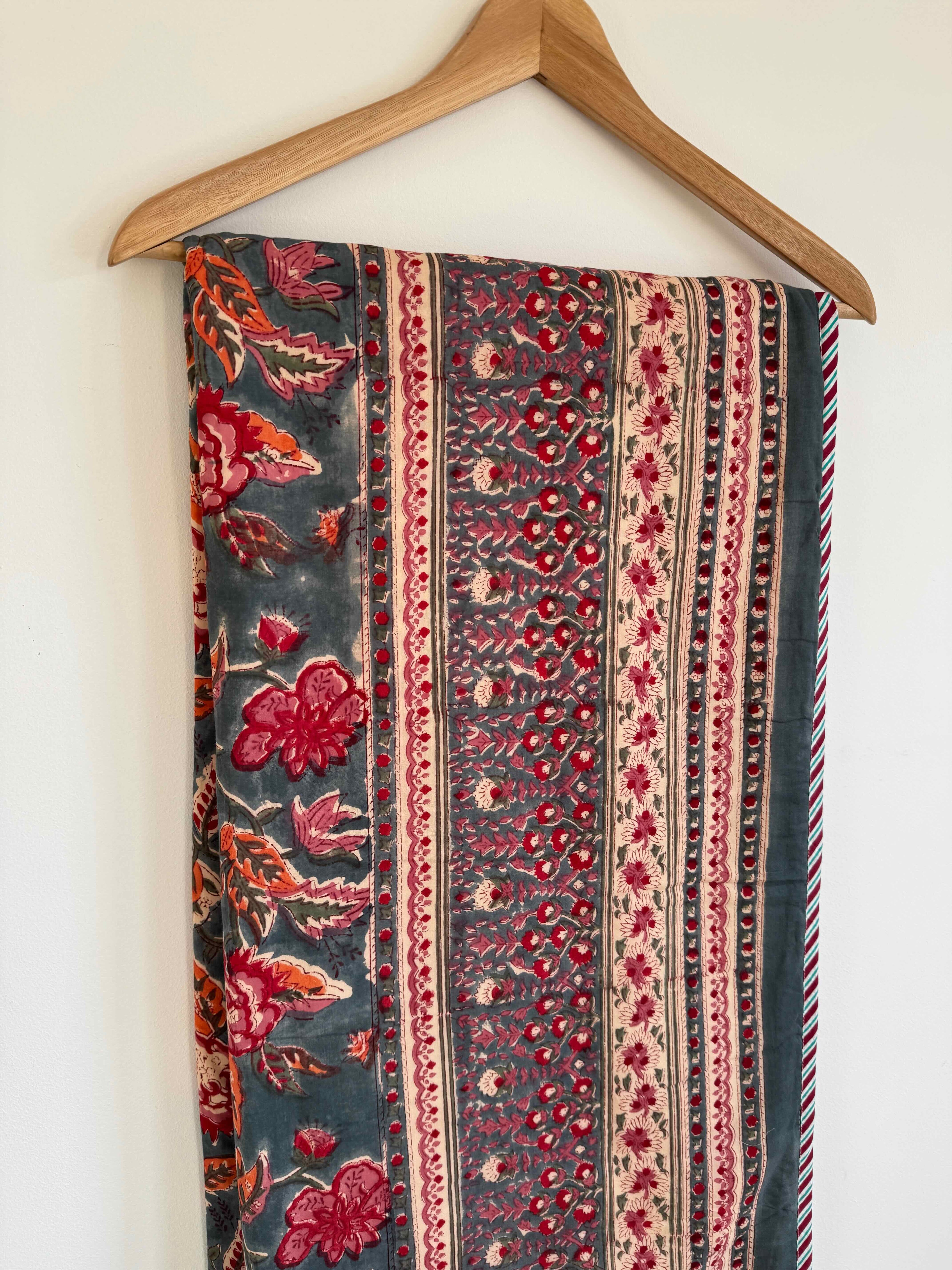 Crimson Meadow Cotton Quilt - 170 x 220cm