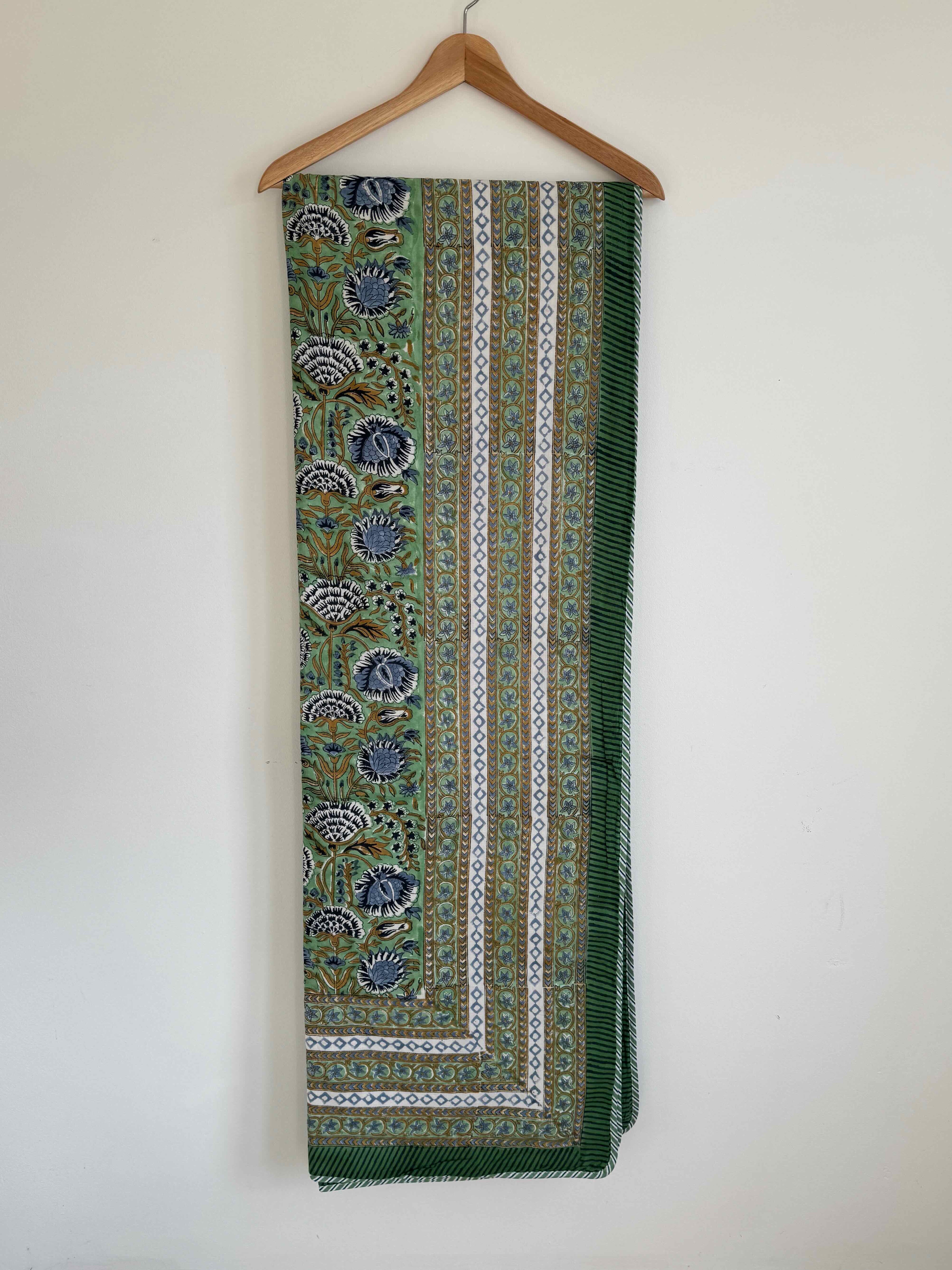 Emerald Thistle Cotton Quilt - 170 x 220cm