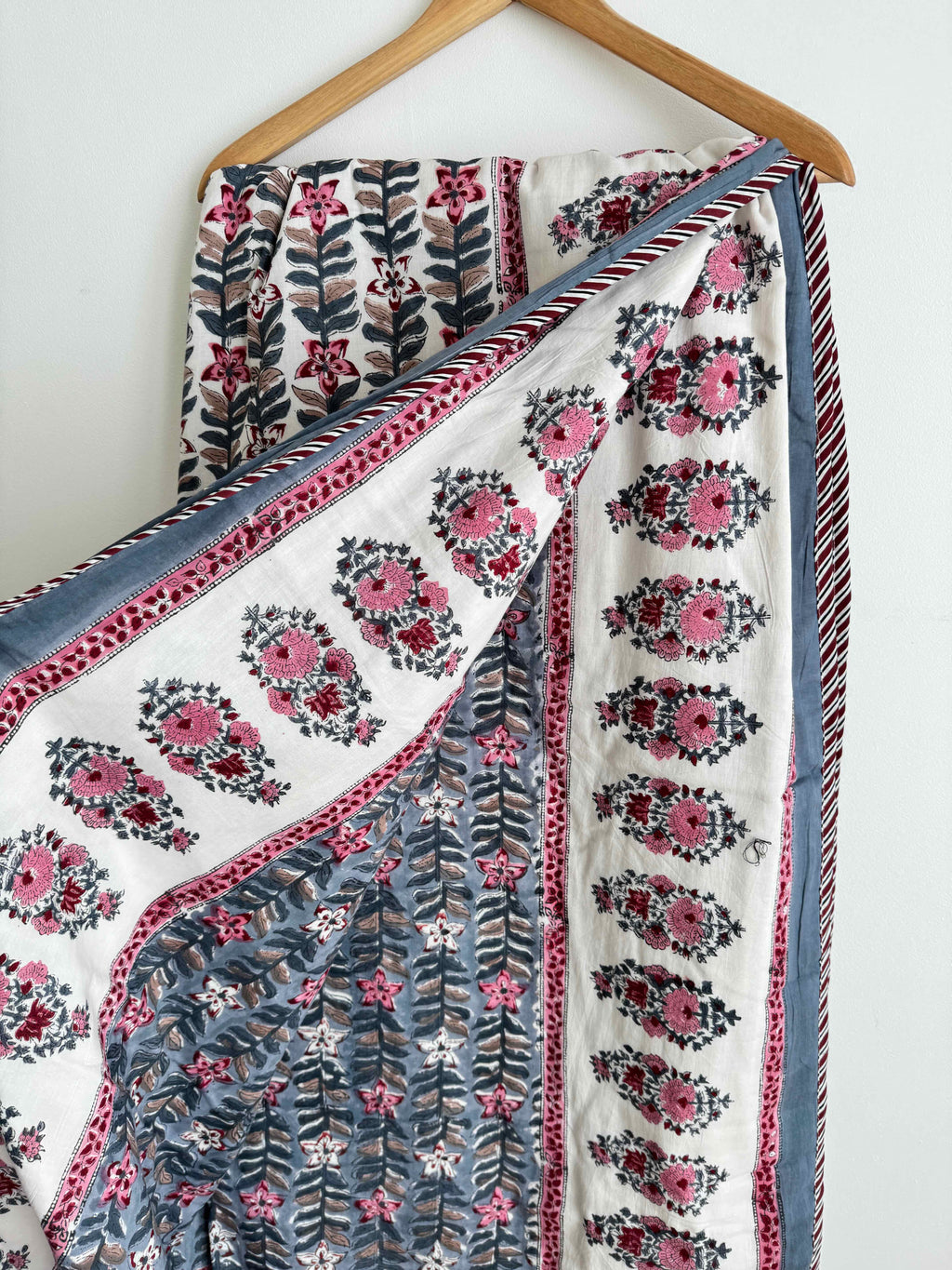 Pink Vines Lightweight Cotton Quilt - King Bed Size