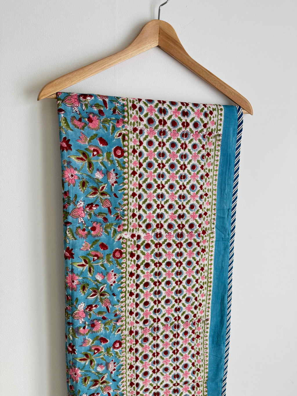 Mini Floral Lightweight Cotton Quilt - Double Bed Size
