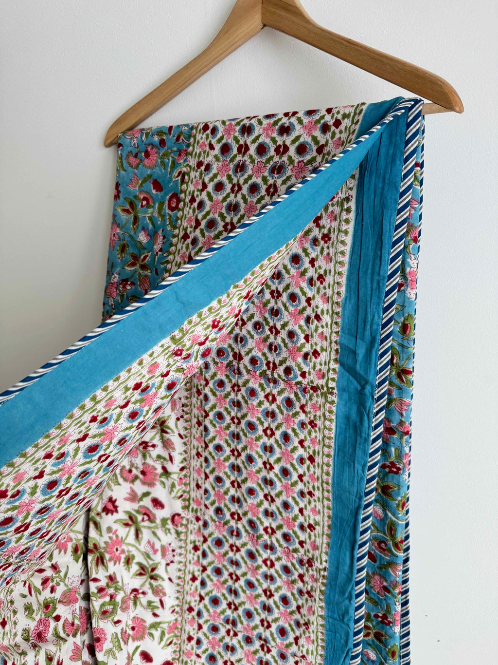 Mini Floral Lightweight Cotton Quilt - Double Bed Size