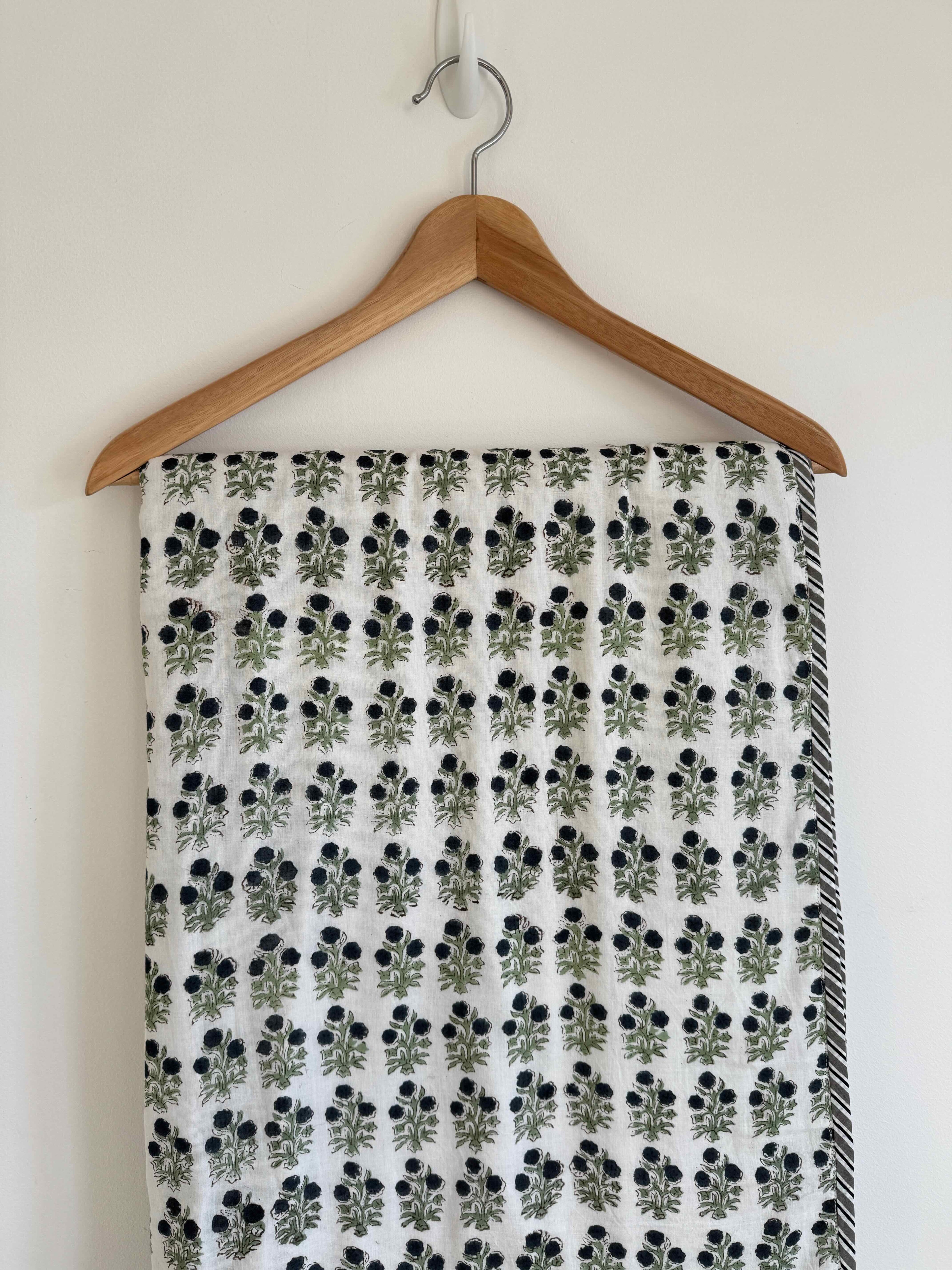 Indigo Bloom Cotton Quilt - 170 x 220cm