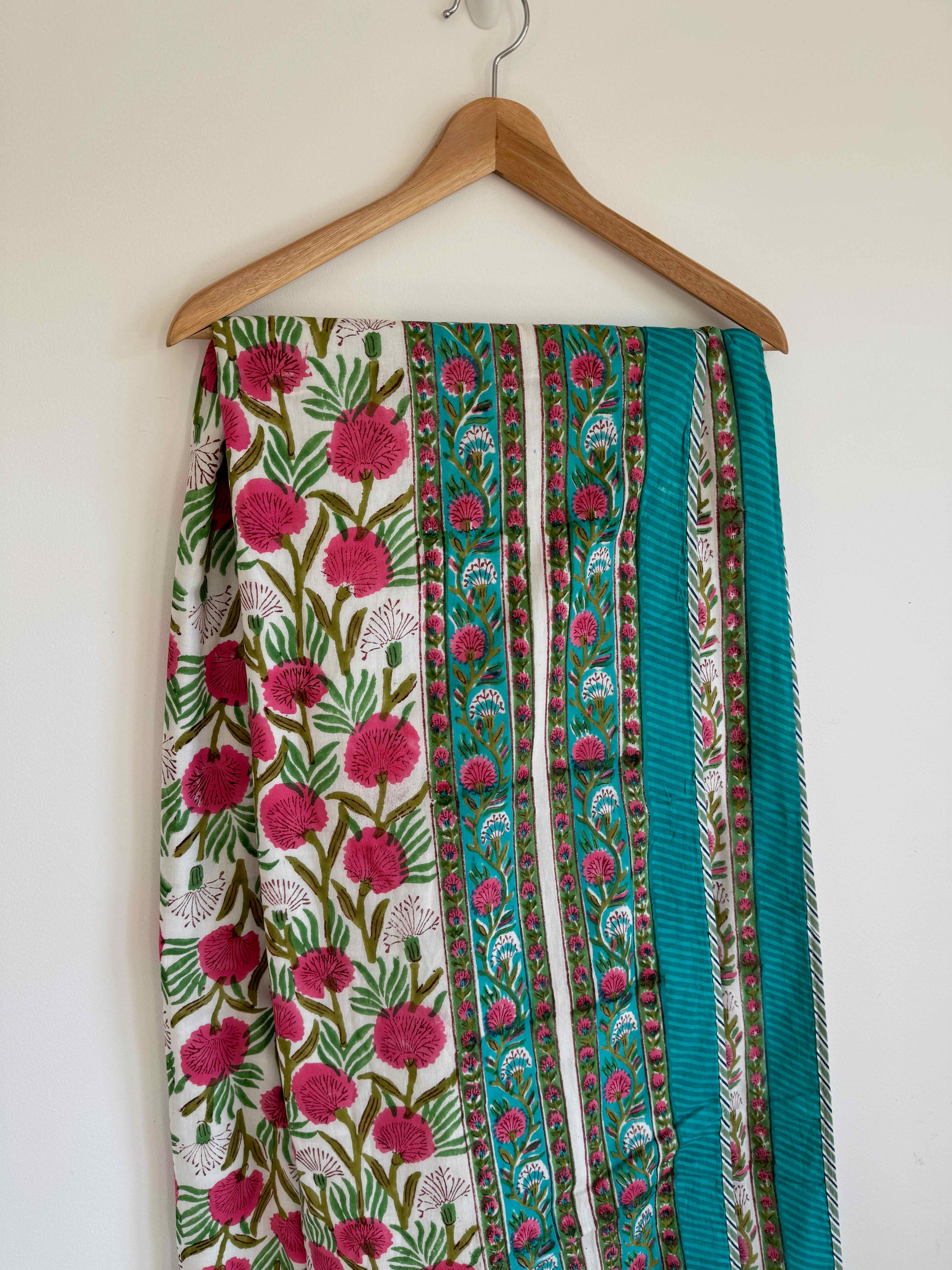 Teal Meadow Cotton Quilt - 170 x 220cm