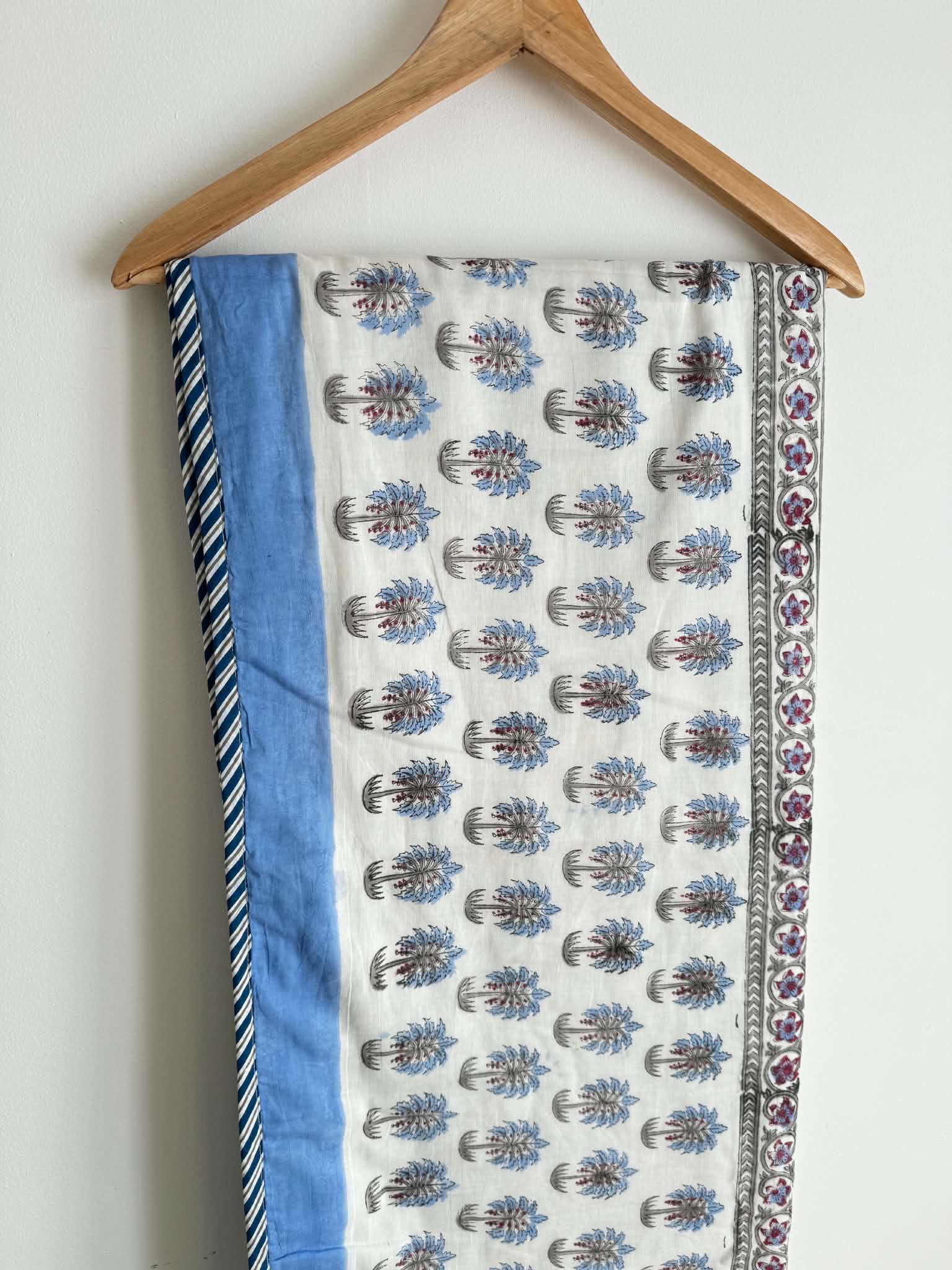 Blue Palm Trees Lightweight Cotton Quilt - Double Bed Size