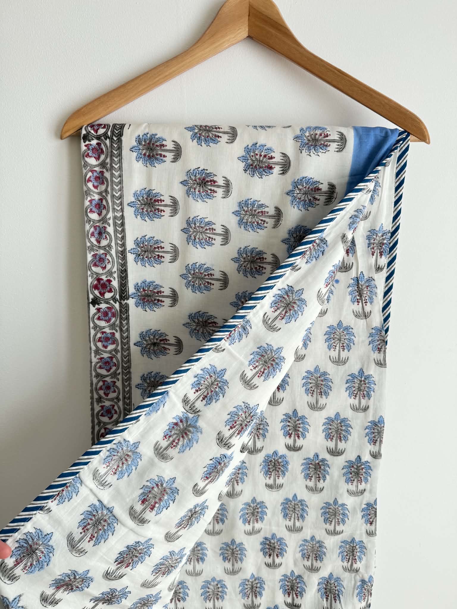 Blue Palm Trees Lightweight Cotton Quilt - Double Bed Size